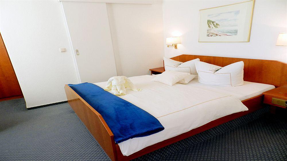 Hotel Deutsche Flagge Бінц Екстер'єр фото