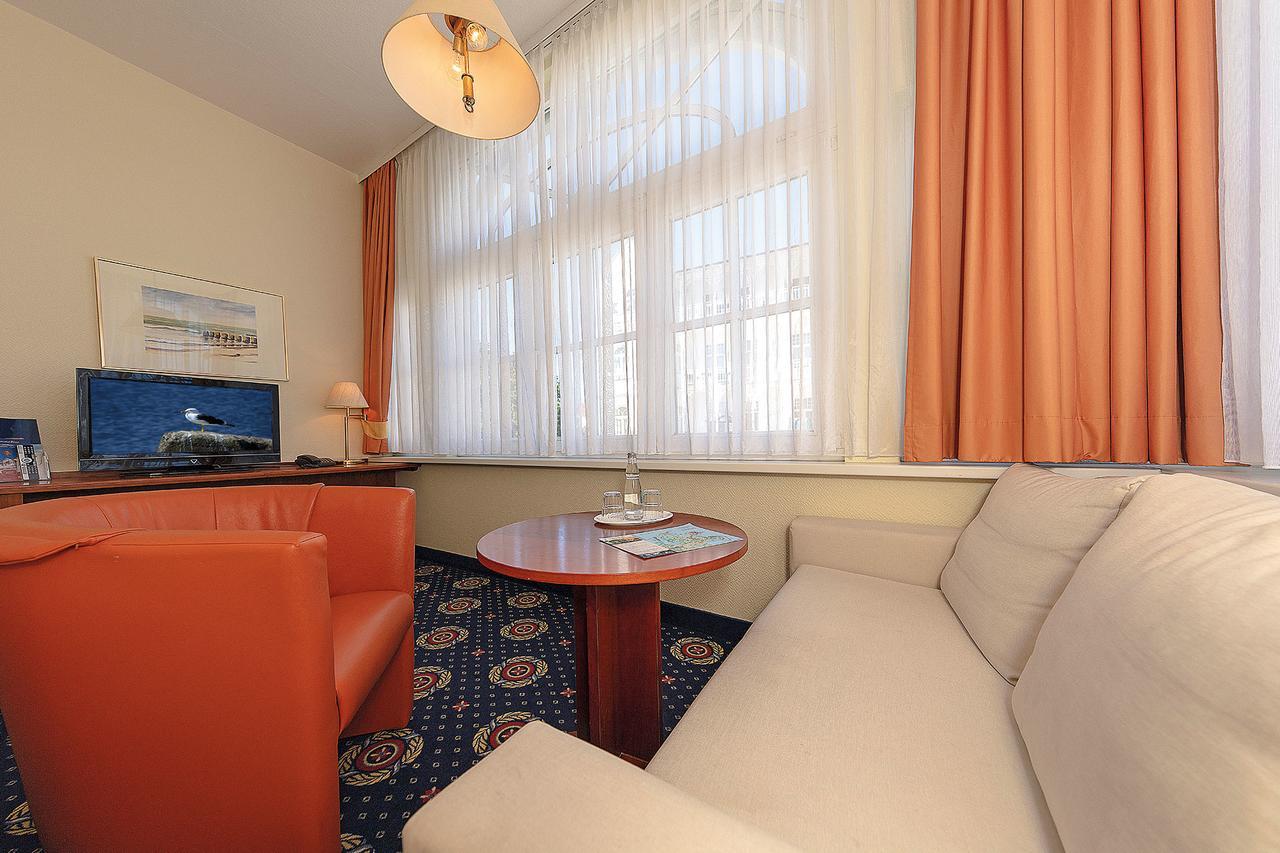 Hotel Deutsche Flagge Бінц Екстер'єр фото