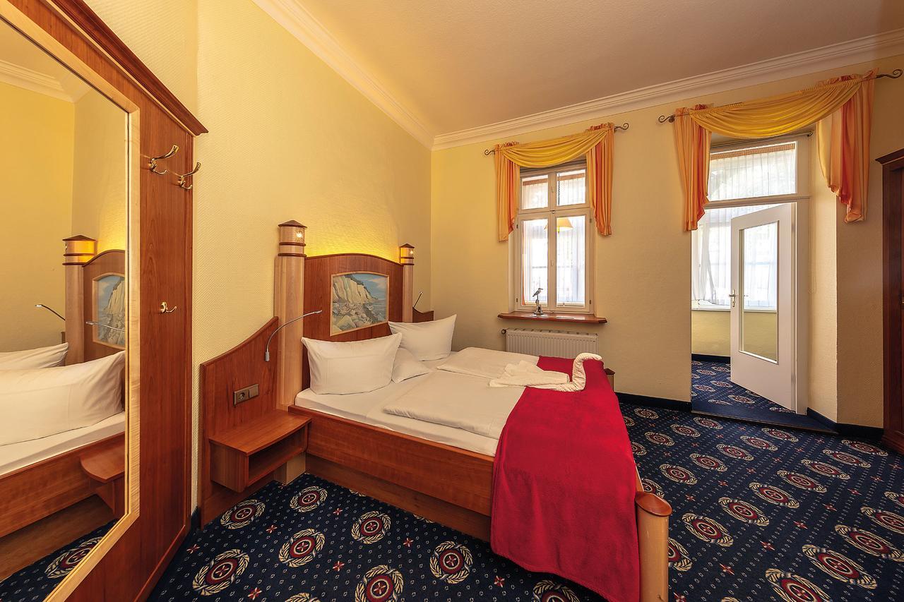 Hotel Deutsche Flagge Бінц Екстер'єр фото