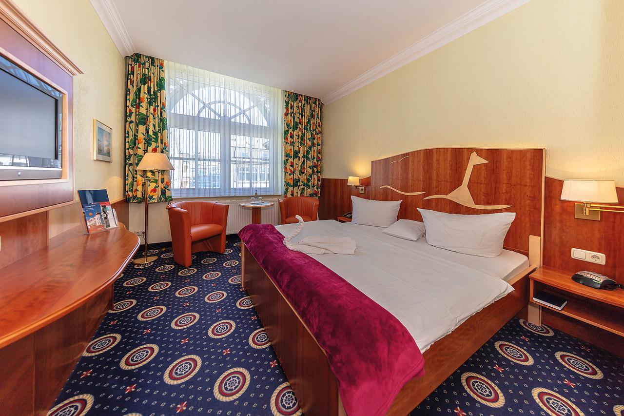 Hotel Deutsche Flagge Бінц Екстер'єр фото