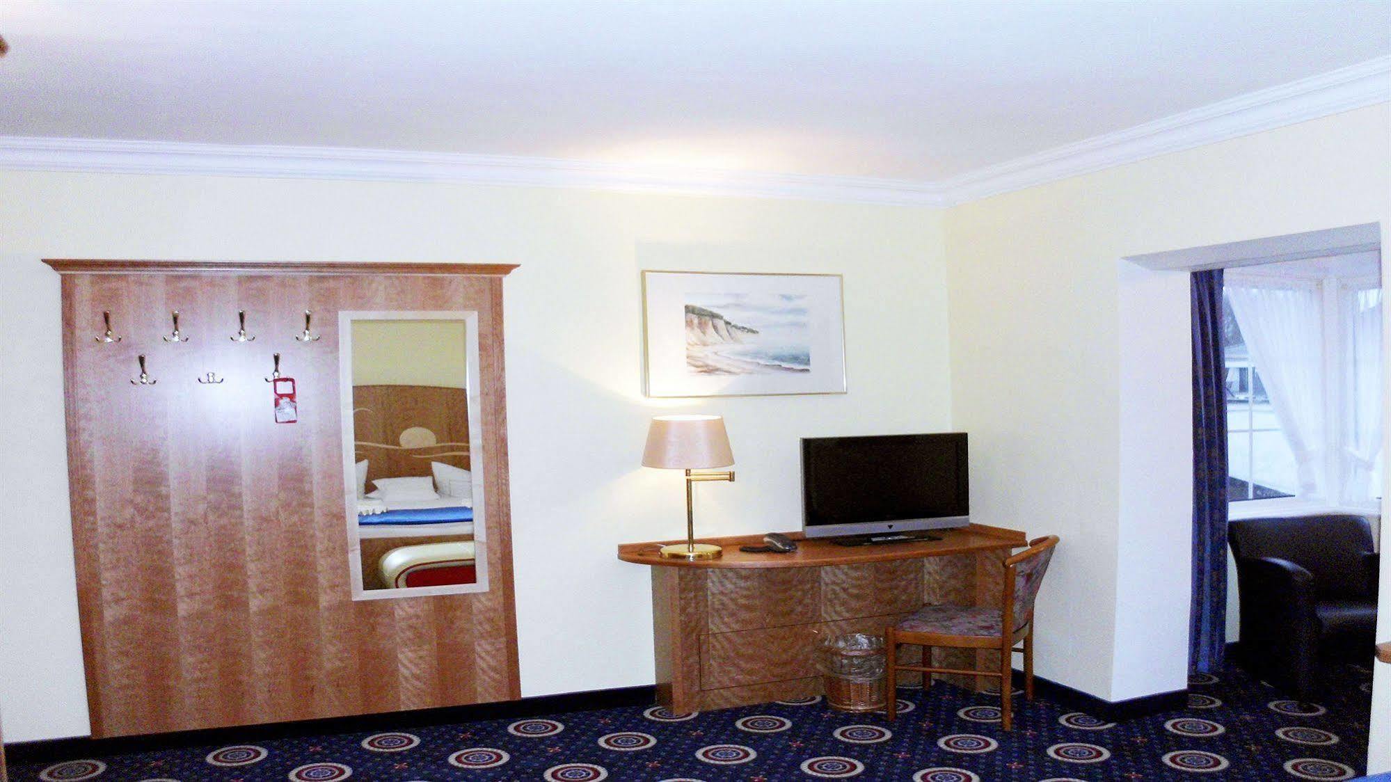 Hotel Deutsche Flagge Бінц Екстер'єр фото