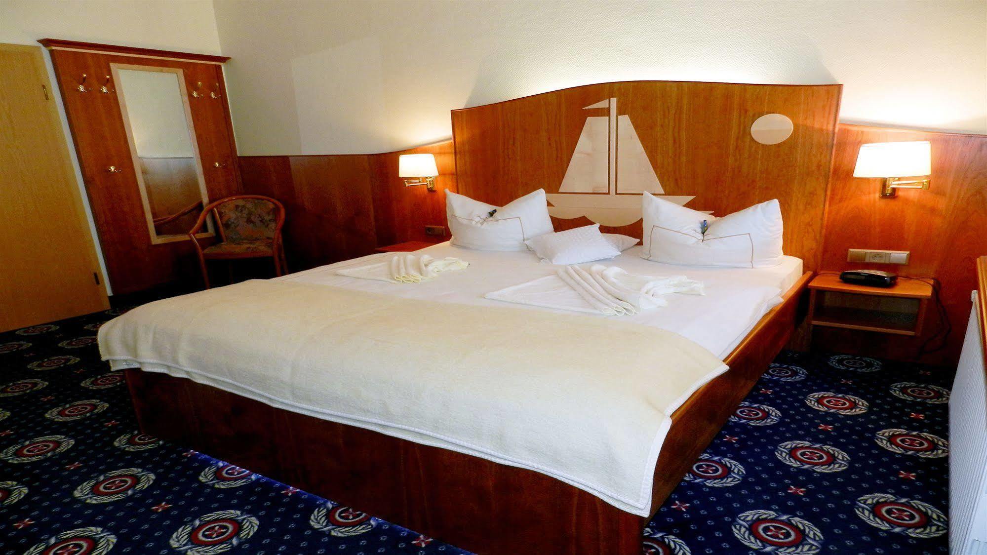 Hotel Deutsche Flagge Бінц Екстер'єр фото