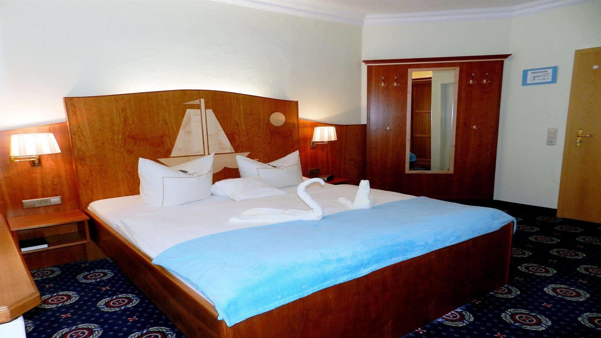 Hotel Deutsche Flagge Бінц Екстер'єр фото